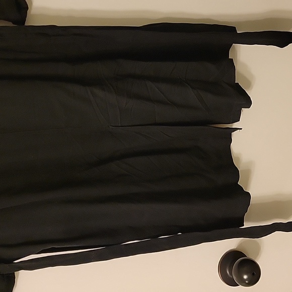Forever 21 S long black cardigan/coat with self belt - Picture 8 of 8